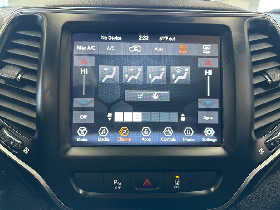 Used 2021 Jeep Cherokee Latitude Lux w/ Sun & Sound Group AWD/4WD image 56