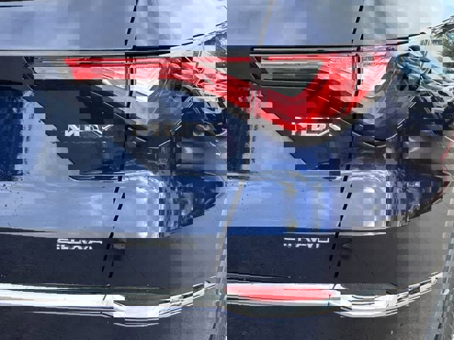 Certified 2024 Acura MDX SH-AWD w/ Technology Package image 7