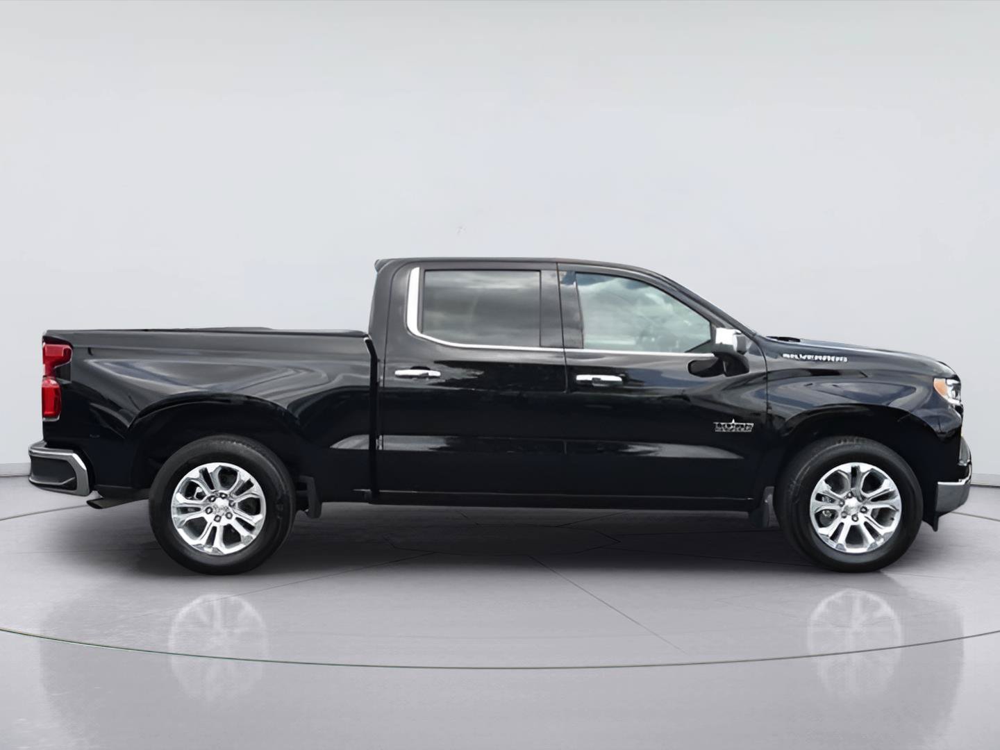 Used 2026 Chevrolet Silverado 1500 LTZ w/ LTZ Premium Texas Edition RWD image 5