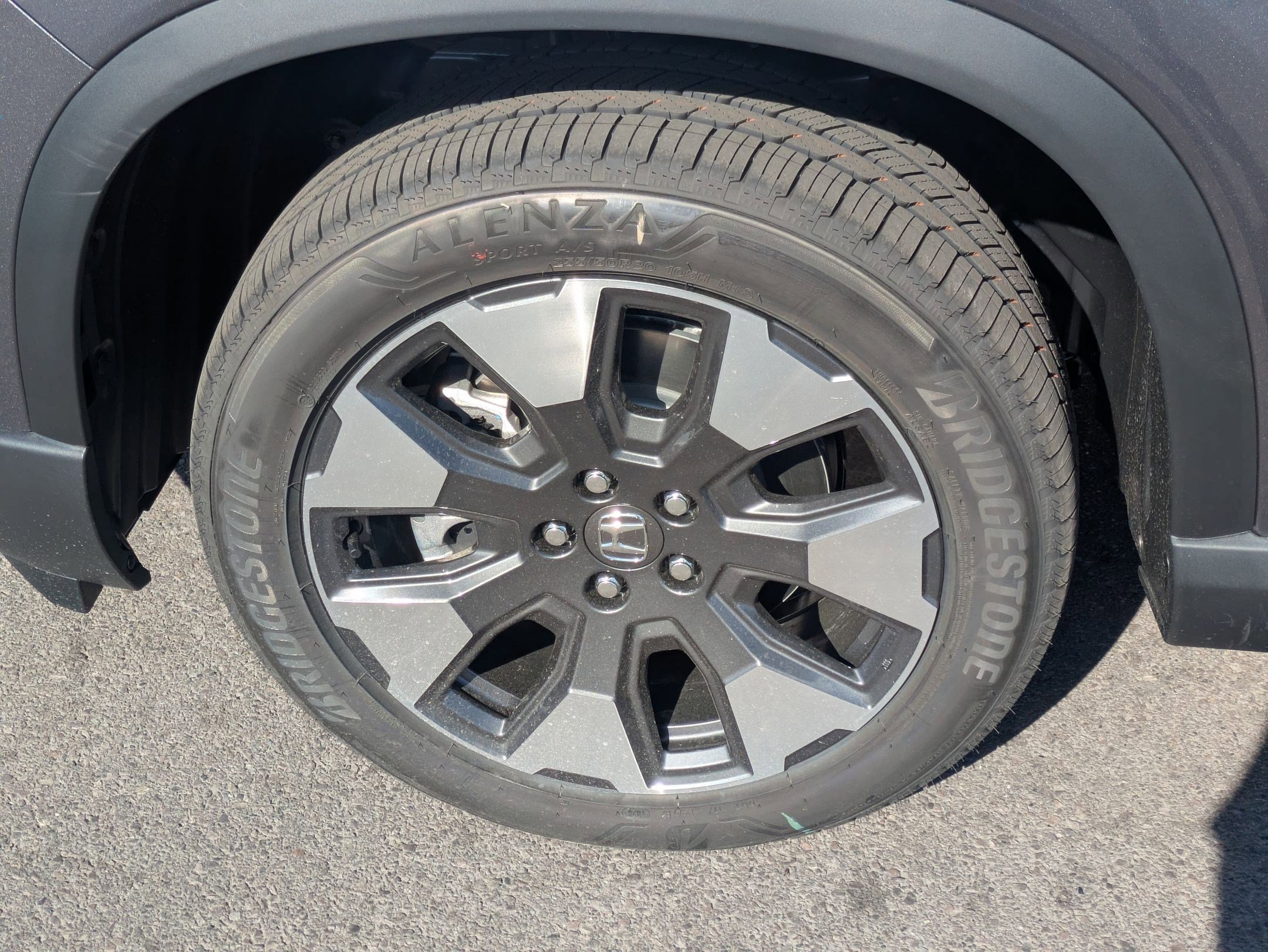 New 2026 Honda Pilot Touring image 17