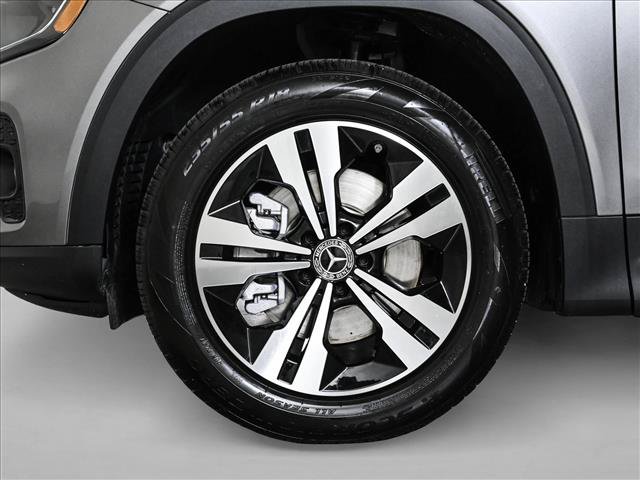 Certified 2026 Mercedes-Benz GLB 250 4MATIC w/ Sun & Sound Package image 26