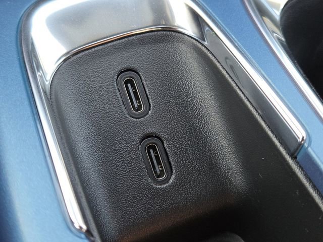 New 2026 Chevrolet Equinox EV LT image 7