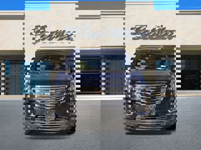 Used 2017 Cadillac XT5 Luxury w/ Driver Awareness Package image 10