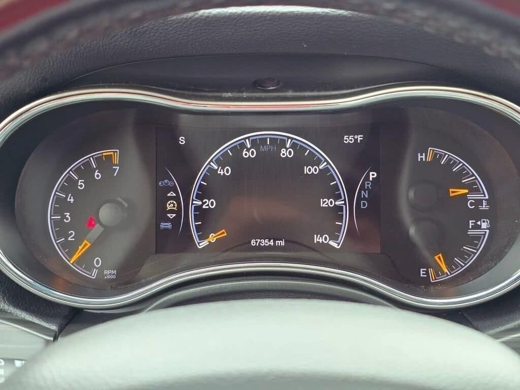 Used 2021 Jeep Grand Cherokee Limited AWD/4WD image 24