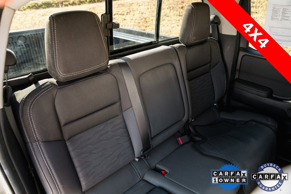 Used 2024 Nissan Frontier SV w/ Technology Package image 28