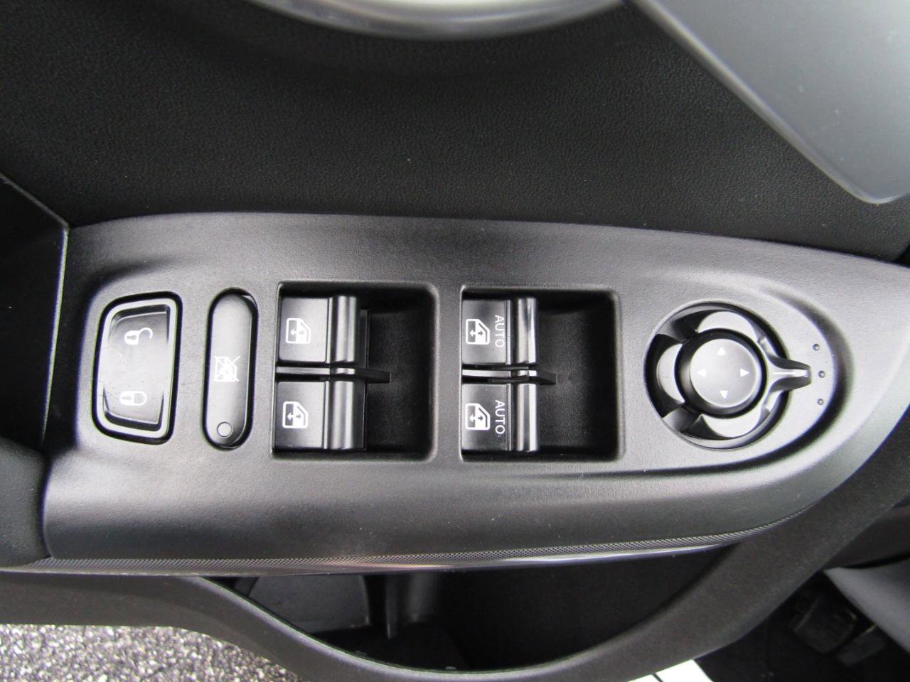 Used 2018 FIAT 500X Pop w/ Popular Equipment Group image 11