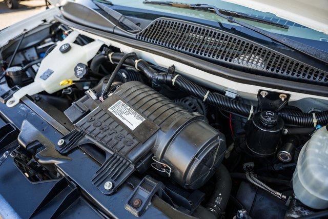 Used 2009 Chevrolet Express 3500 image 20