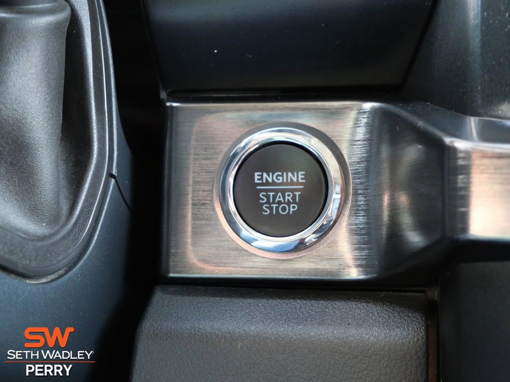 Certified 2025 Ford F250 Lariat w/ FX4 Off-Road Package image 24