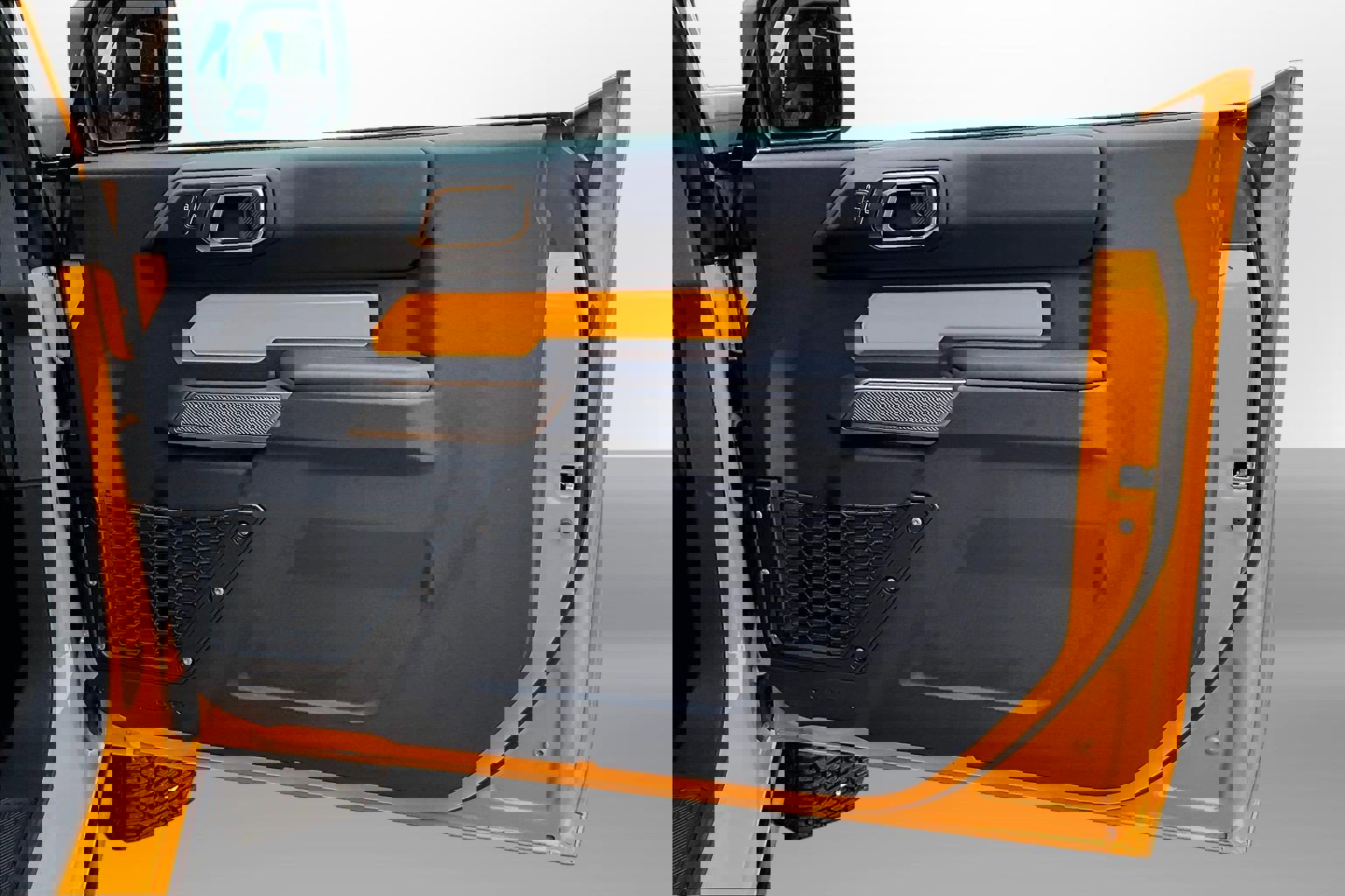 Used 2021 Ford Bronco First Edition AWD/4WD image 26