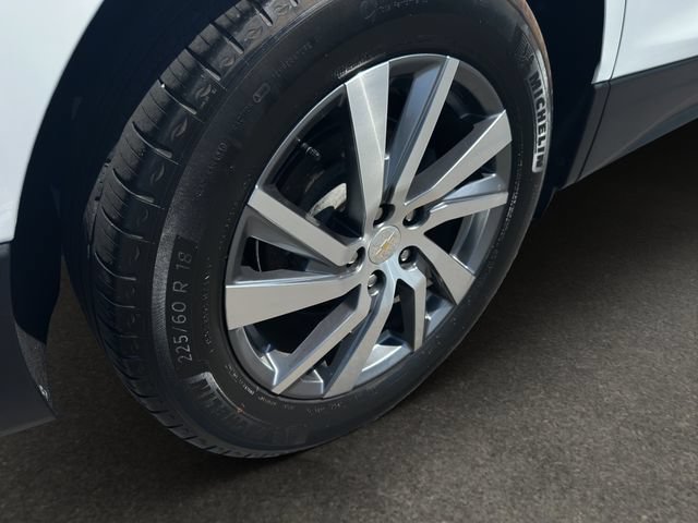 Used 2023 Chevrolet Equinox LT AWD/4WD image 21