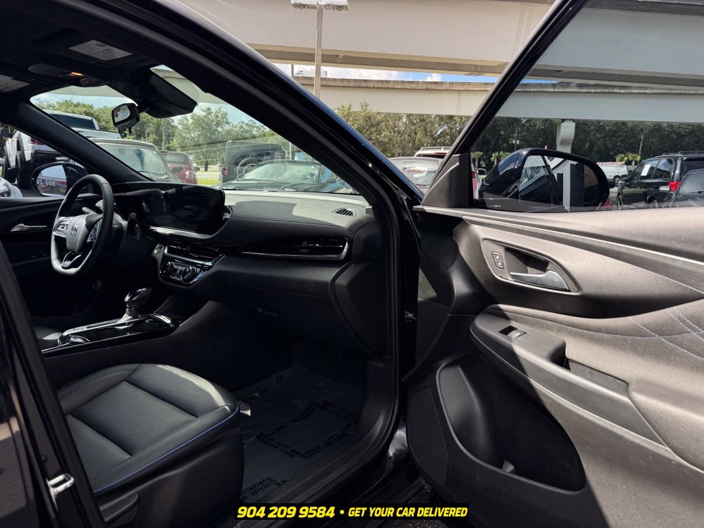 Used 2024 Buick Envista Sport Touring w/ Convenience I Package FWD image 35