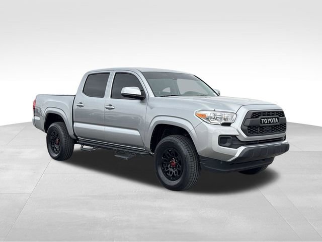 Used 2022 Toyota Tacoma SR AWD/4WD image 8
