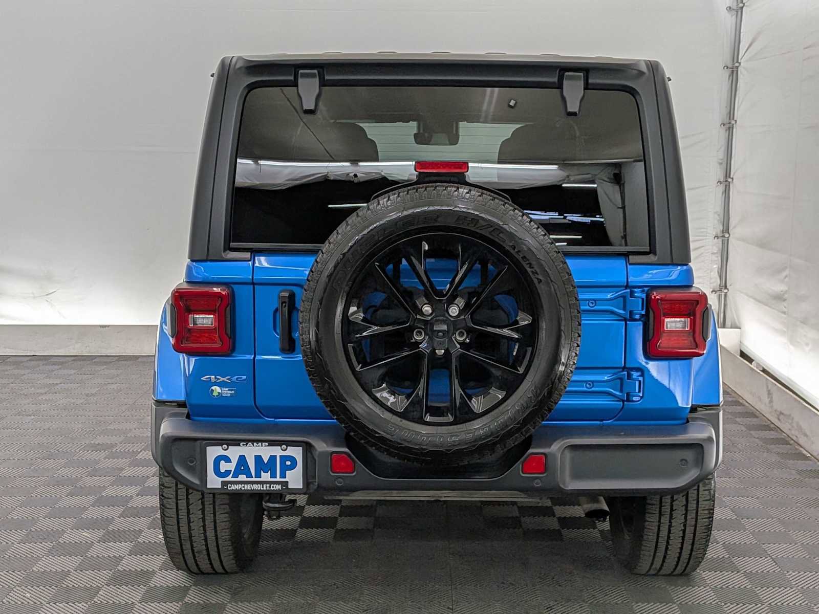 Used 2021 Jeep Wrangler Unlimited Sahara w/ Cold Weather Group image 5