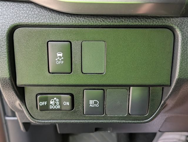 Used 2023 Toyota Tacoma SR5 AWD/4WD image 23