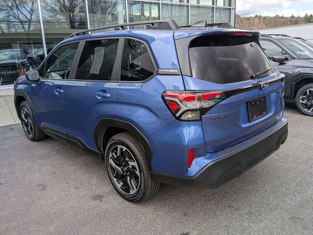 Certified 2025 Subaru Forester Premium AWD/4WD image 5