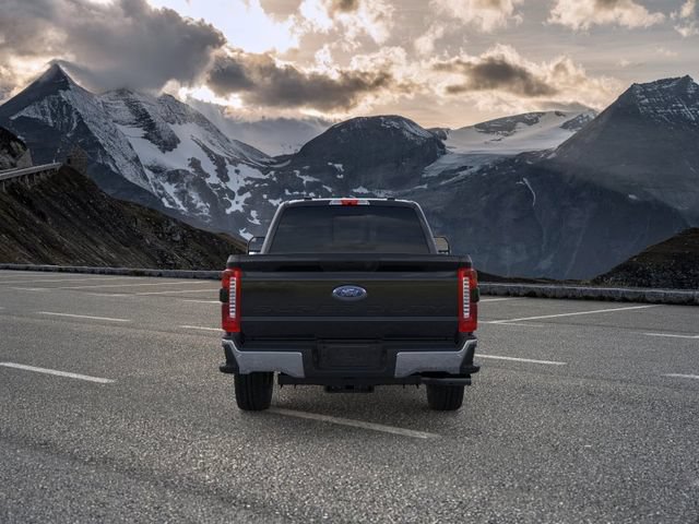New 2026 Ford F250 XLT w/ XLT Premium Package AWD/4WD image 5