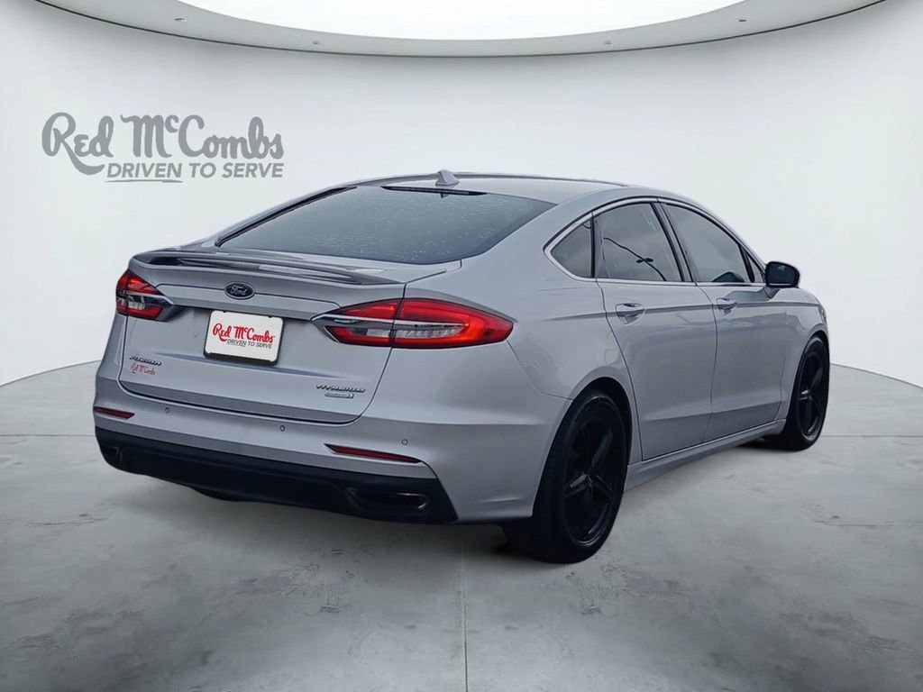 Used 2019 Ford Fusion Titanium FWD image 5