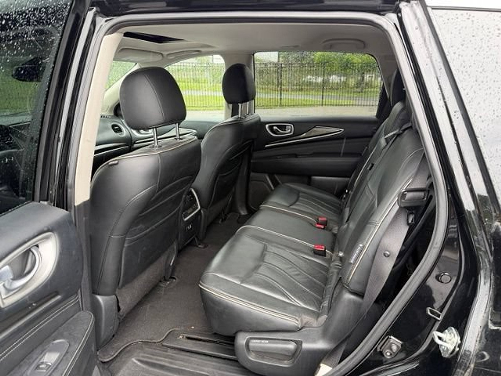 Used 2019 INFINITI QX60 Luxe w/ Essential Package AWD/4WD image 10