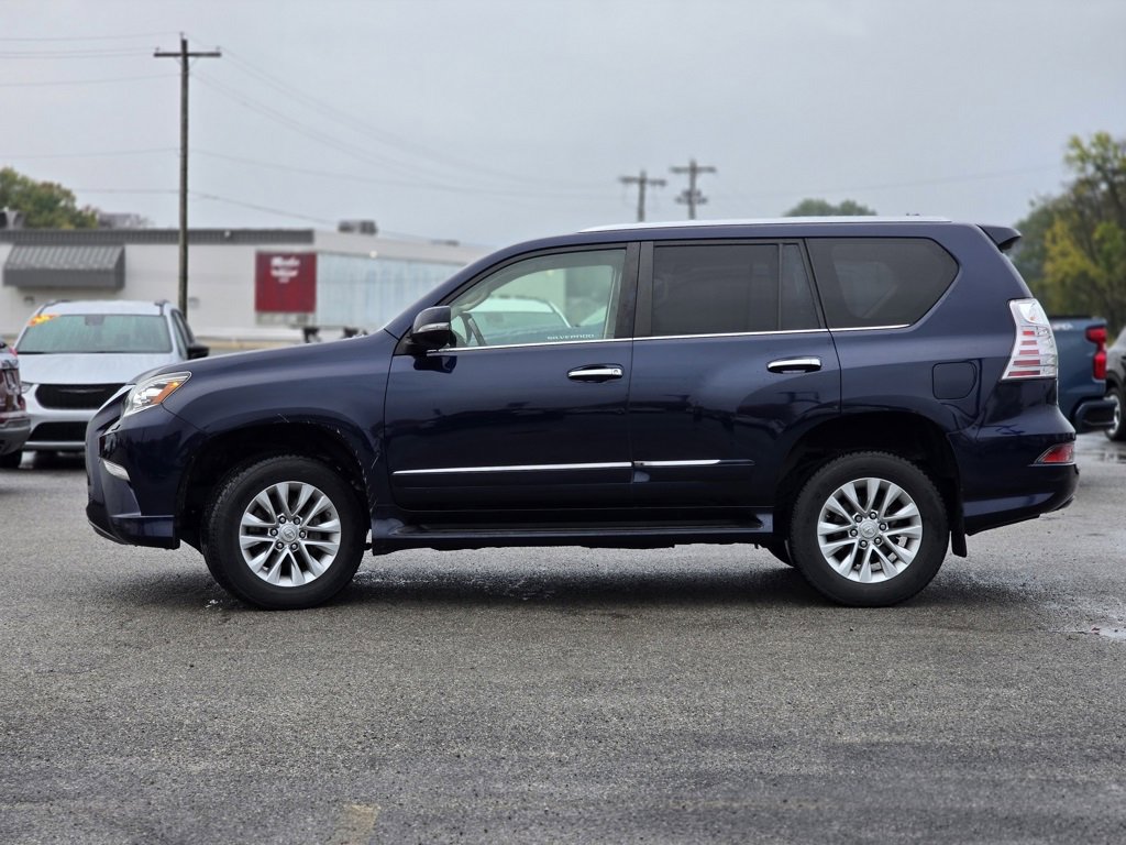 Used 2017 Lexus GX 460 image 4