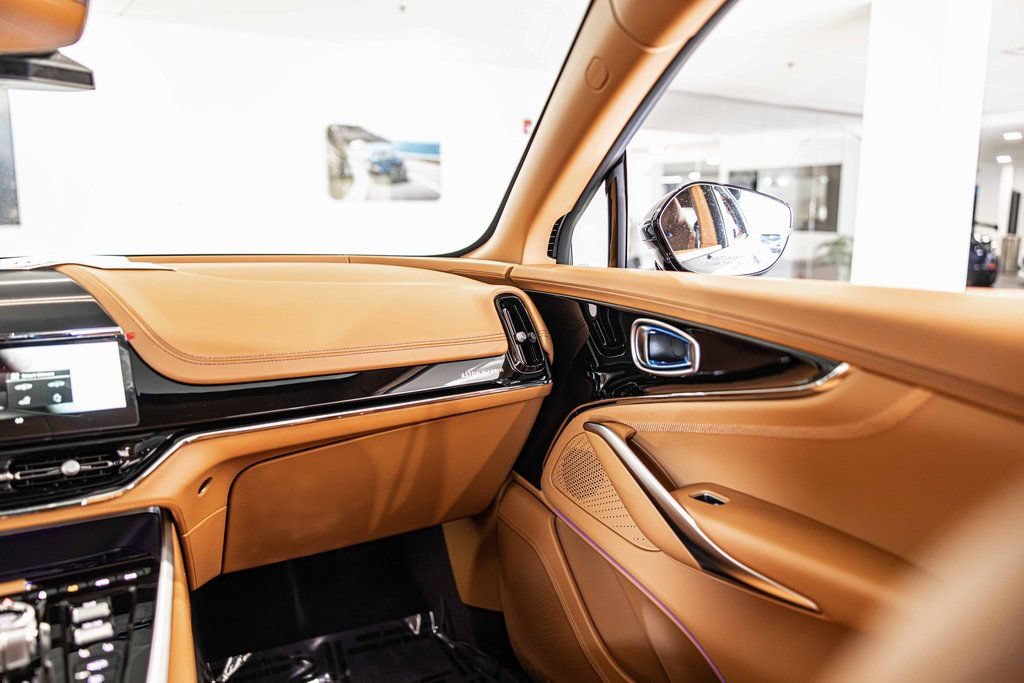 New 2026 Aston Martin DBX 707 AWD/4WD image 38