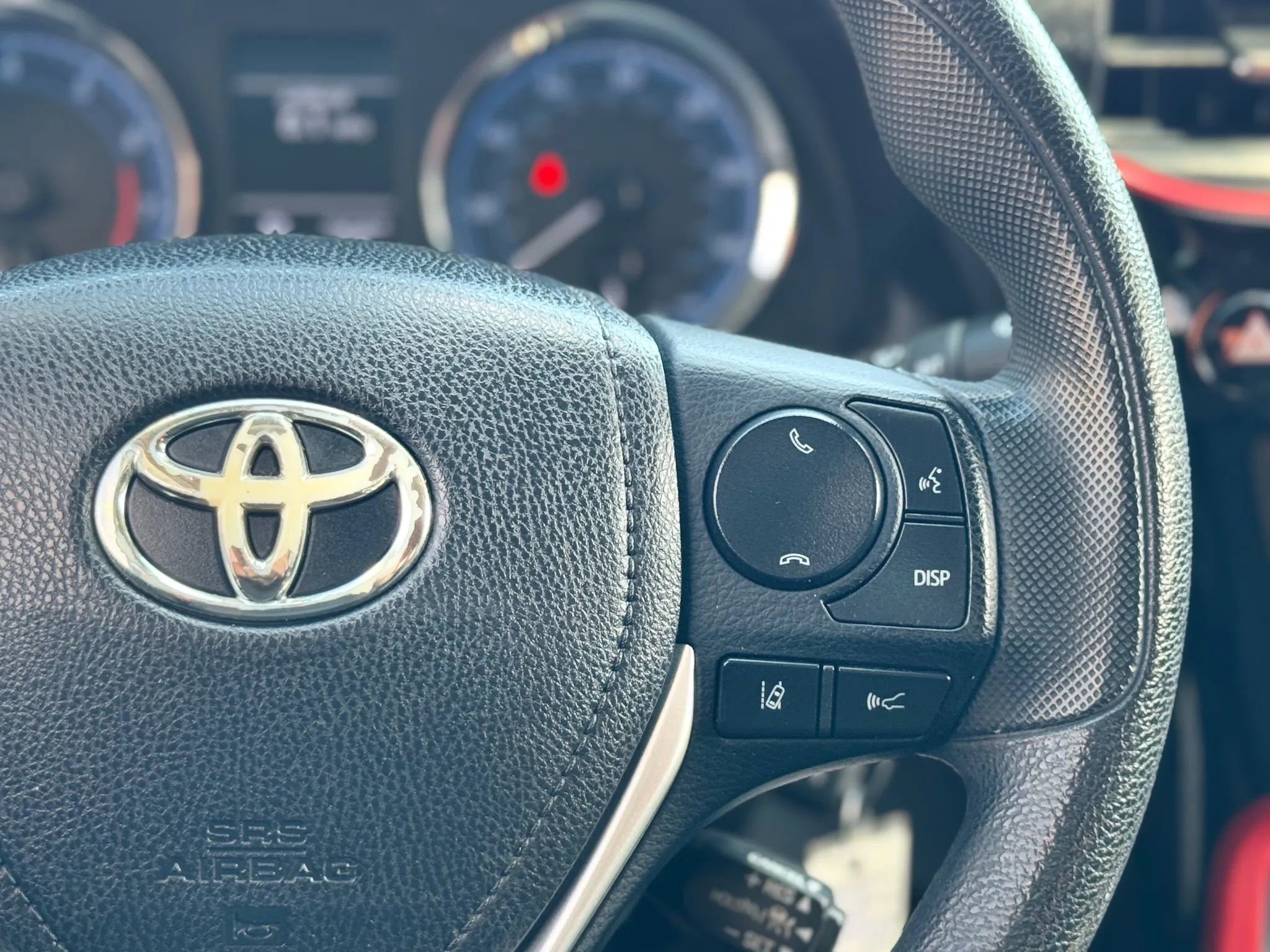 Used 2017 Toyota Corolla LE image 20