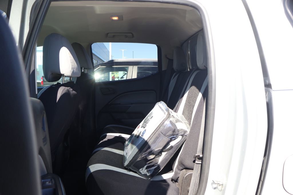 Used 2018 Chevrolet Colorado W/T w/ WT Convenience Package RWD image 30
