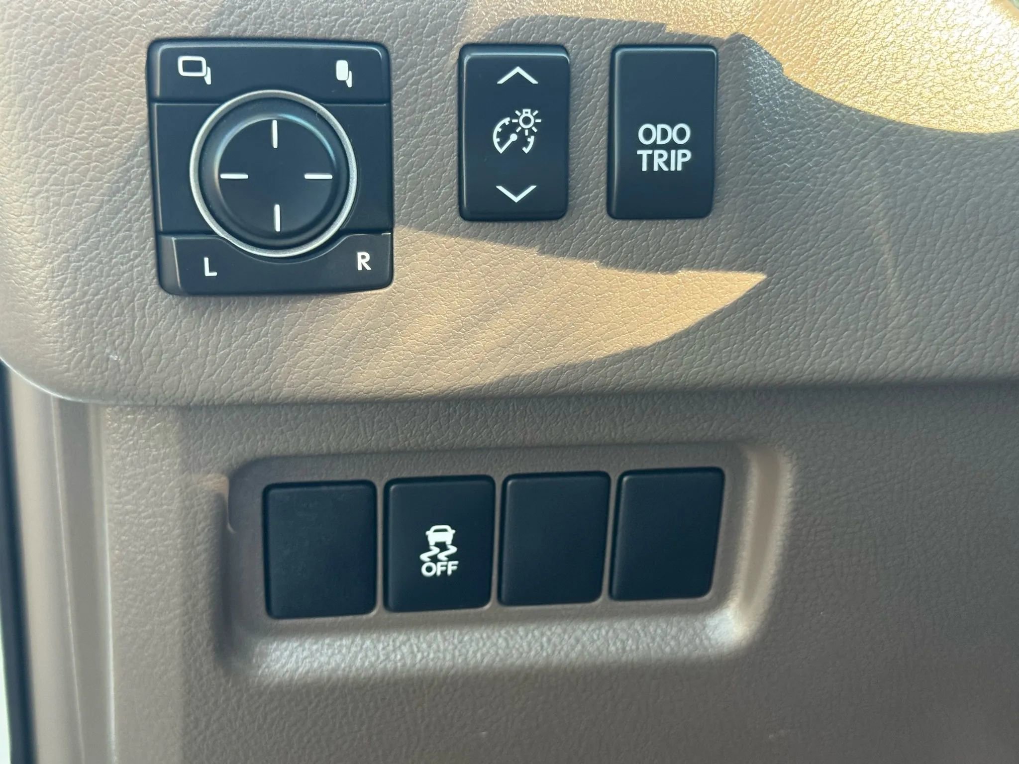Used 2013 Lexus GX 460 image 24