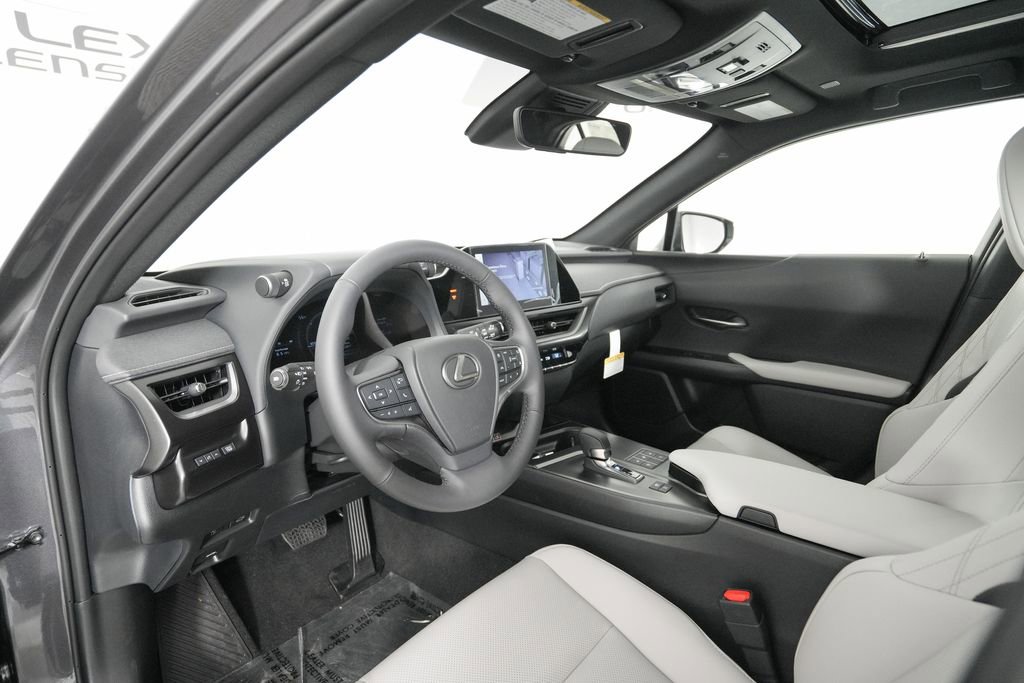 New 2025 Lexus UX 300h FWD image 10