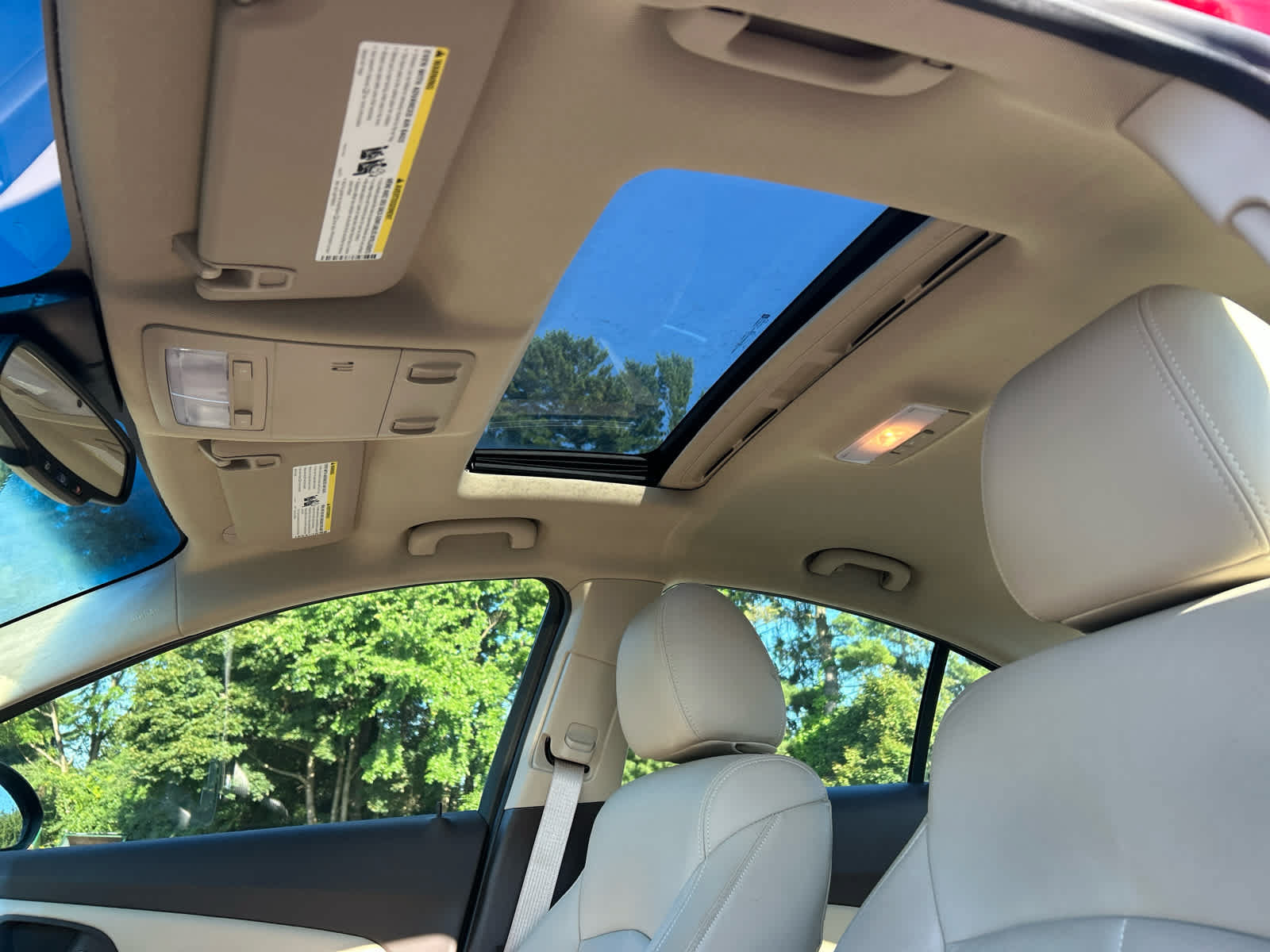 Used 2011 Chevrolet Cruze LTZ w/ RS Package FWD image 4