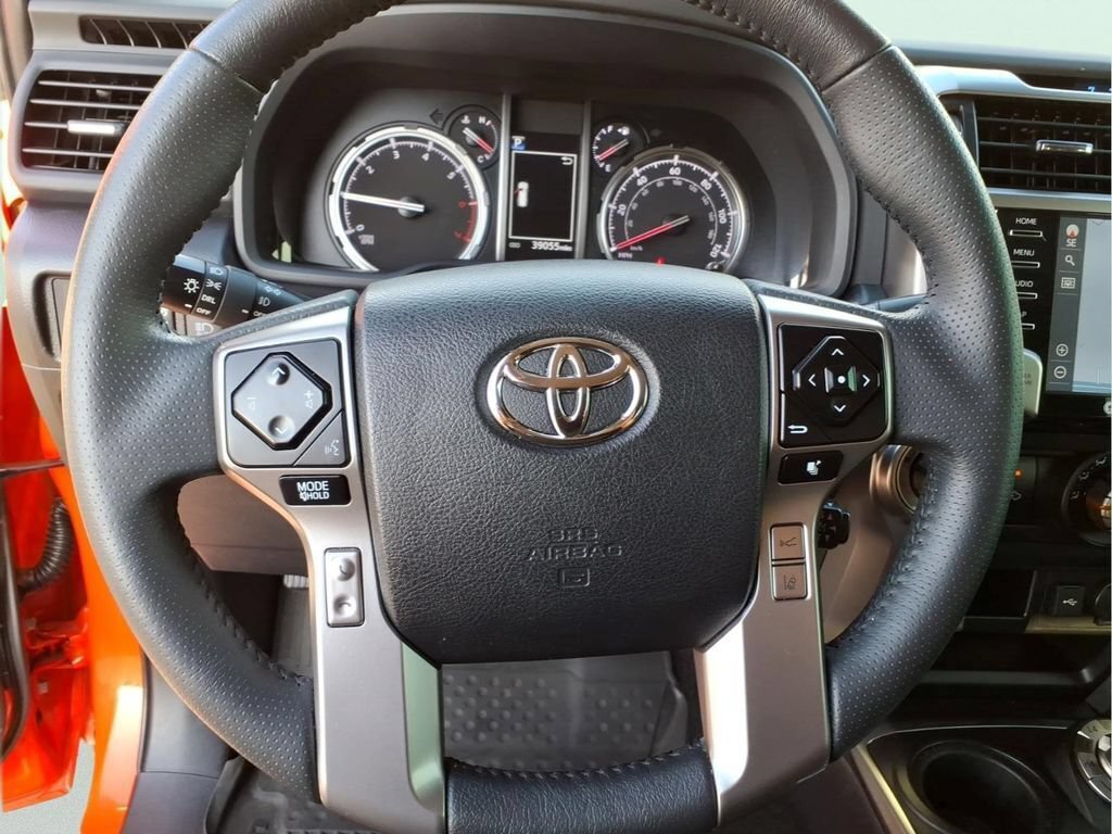Used 2024 Toyota 4Runner TRD Sport w/ Technology Package AWD/4WD image 18