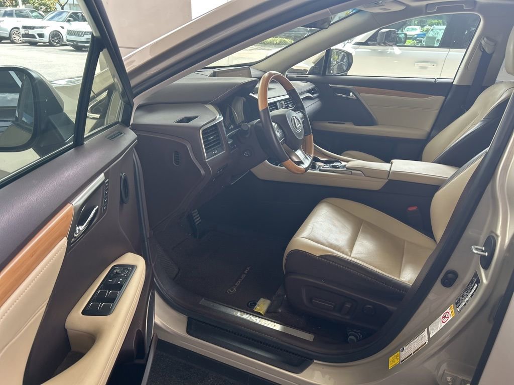 Used 2019 Lexus RX 350L FWD image 7