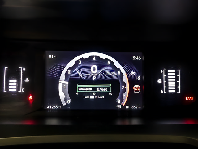 Used 2025 Toyota 4Runner SR5 AWD/4WD image 12
