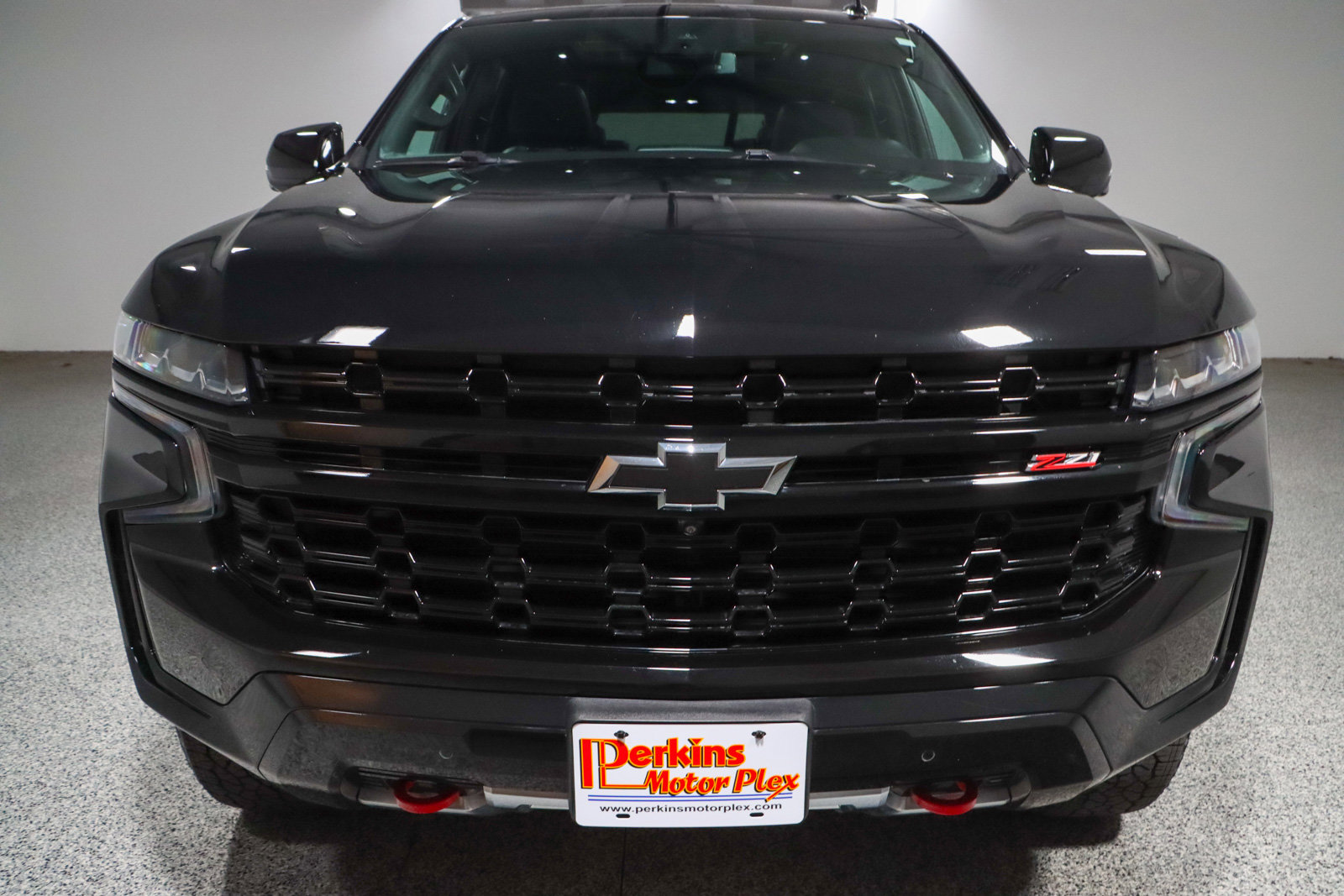 Used 2023 Chevrolet Tahoe Z71 w/ Luxury Package image 4