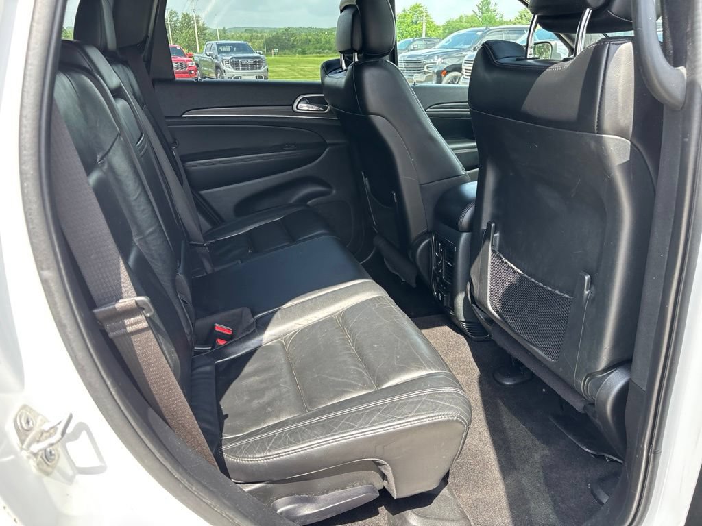 Used 2022 Jeep Grand Cherokee Limited AWD/4WD image 13