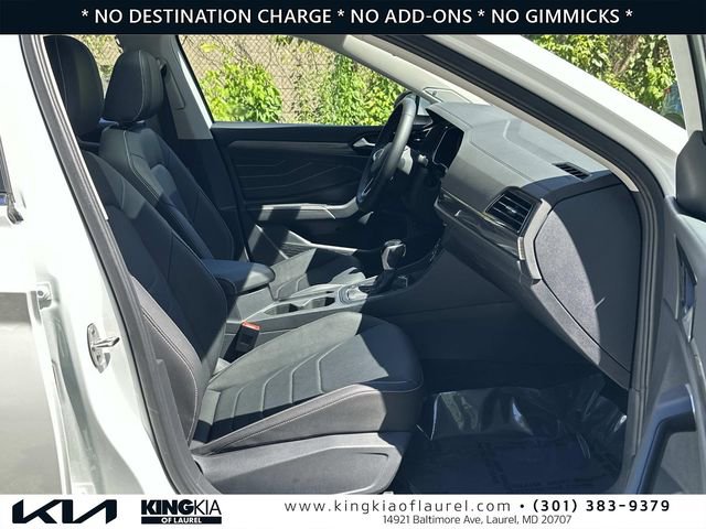Used 2024 Volkswagen Jetta SEL FWD image 16