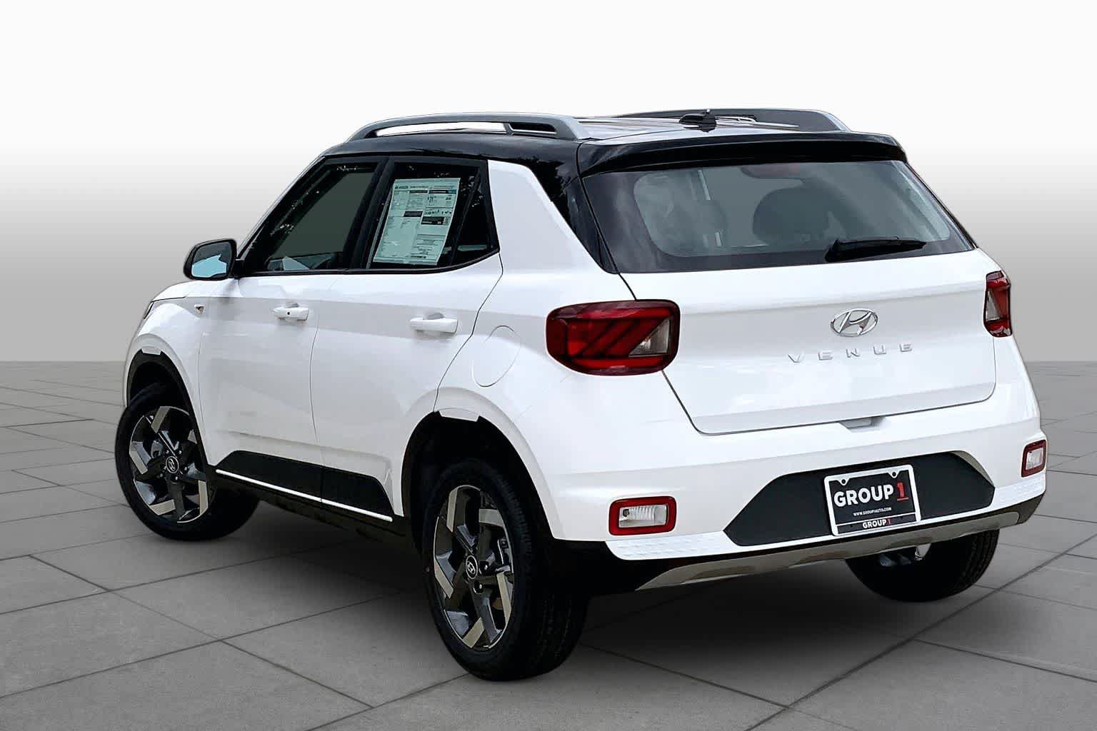New 2026 Hyundai Venue SEL FWD image 12