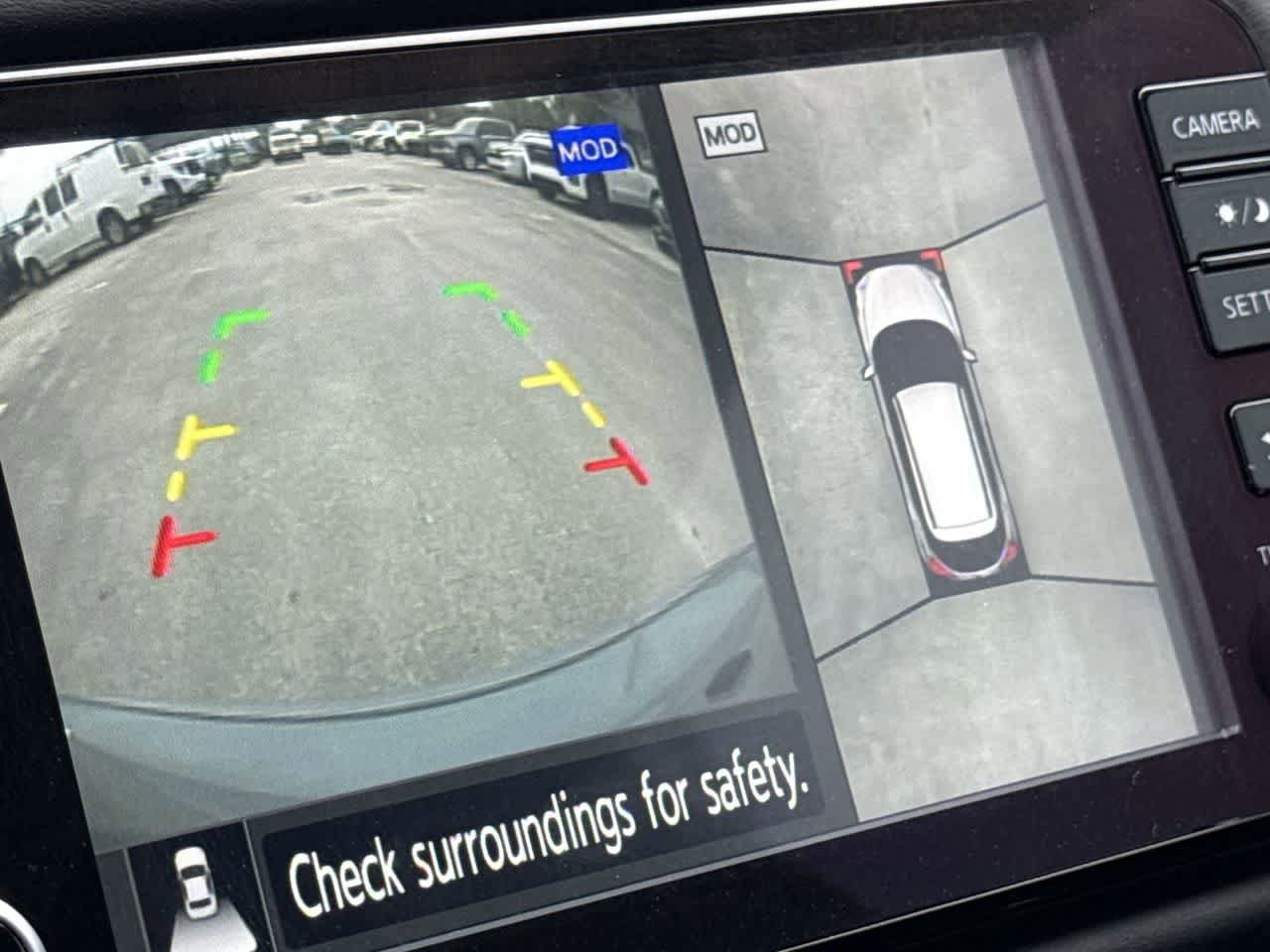 Used 2023 Nissan Kicks SR FWD image 19