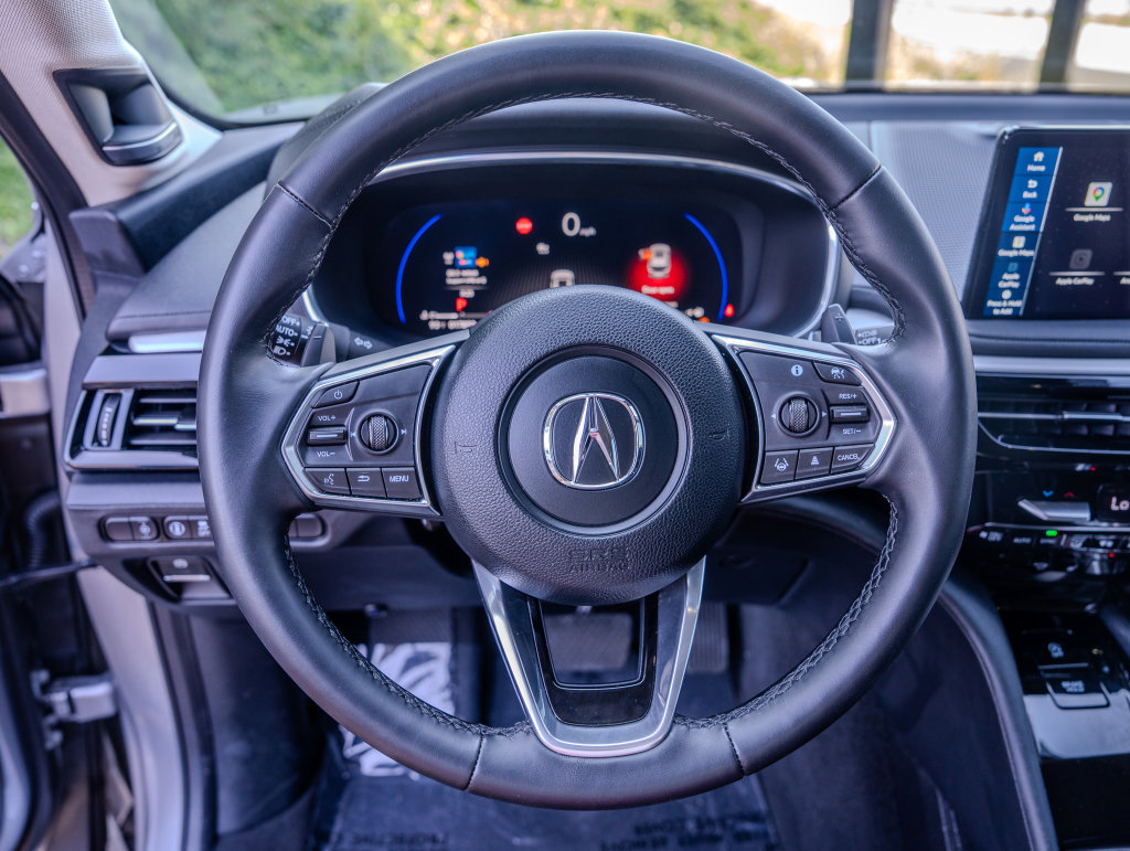 Used 2026 Acura MDX w/ Technology Package FWD image 5