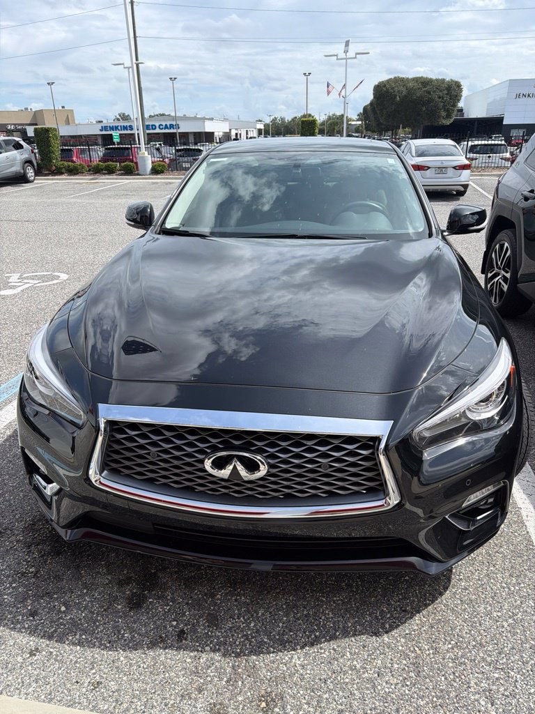 Used 2023 INFINITI Q50 Luxe w/ Cargo Package RWD image 3
