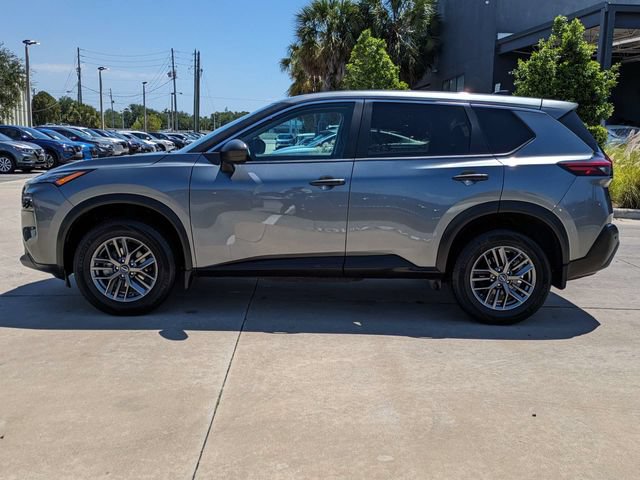 Used 2023 Nissan Rogue S AWD/4WD image 9