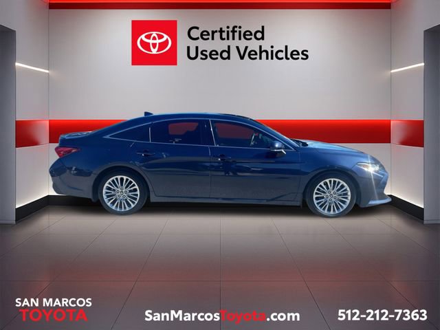 Used 2019 Toyota Avalon Limited image 4