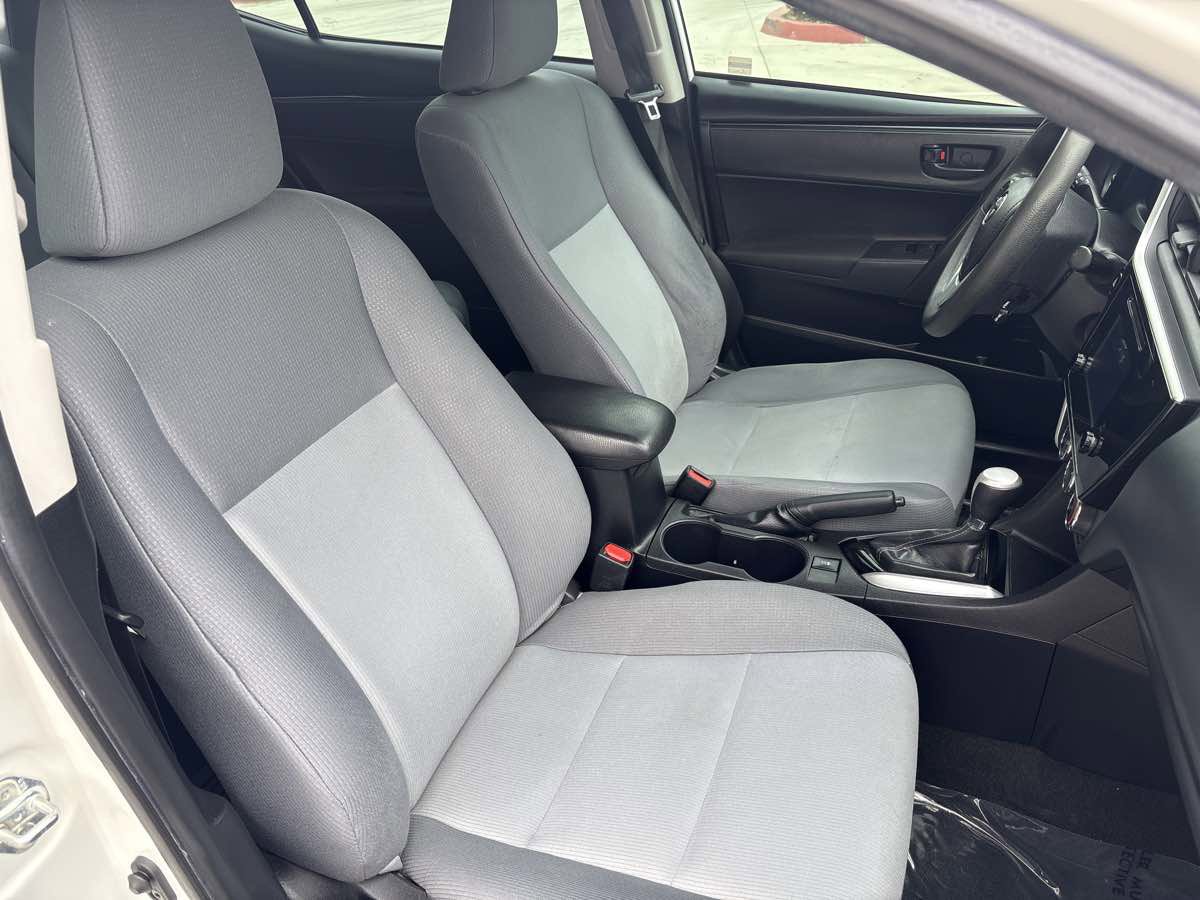 Used 2019 Toyota Corolla L w/ Carpet Mat Package (TMS) image 15