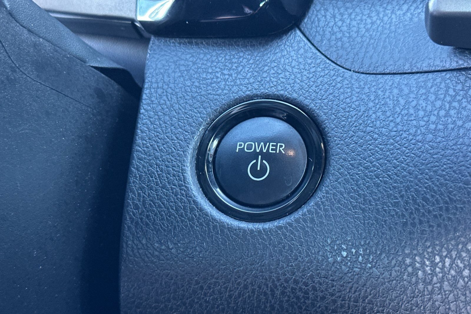 Used 2025 Toyota Camry LE FWD image 22