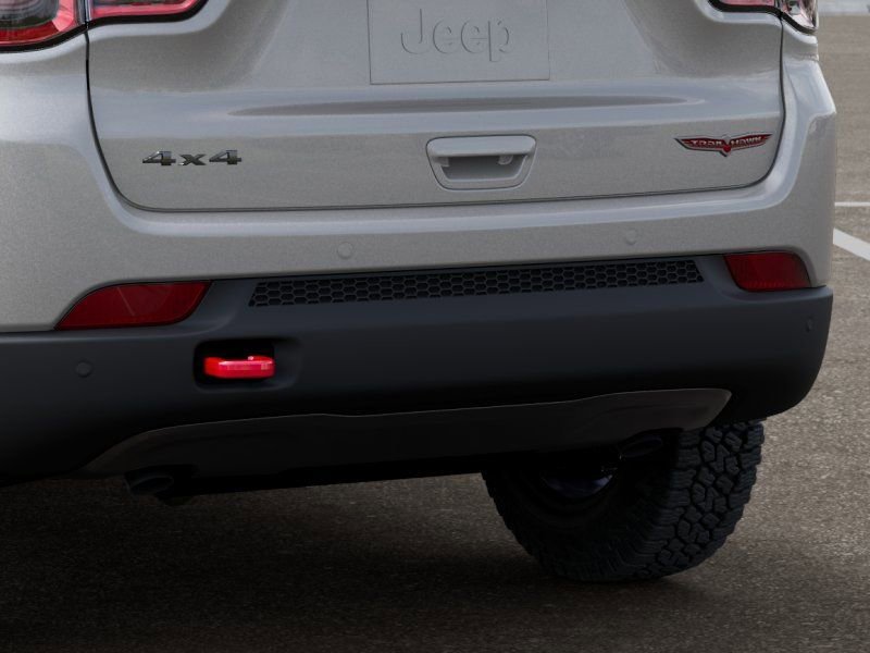 New 2026 Jeep Compass Trailhawk AWD/4WD image 14