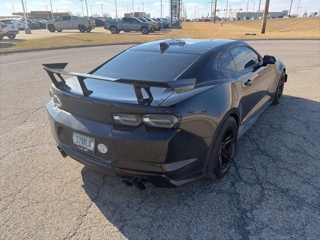 Used 2019 Chevrolet Camaro ZL1 image 5