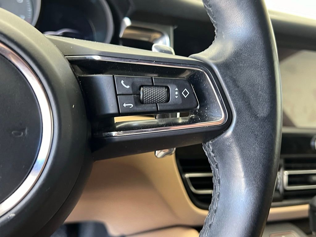 Certified 2023 Porsche Macan S AWD/4WD image 9