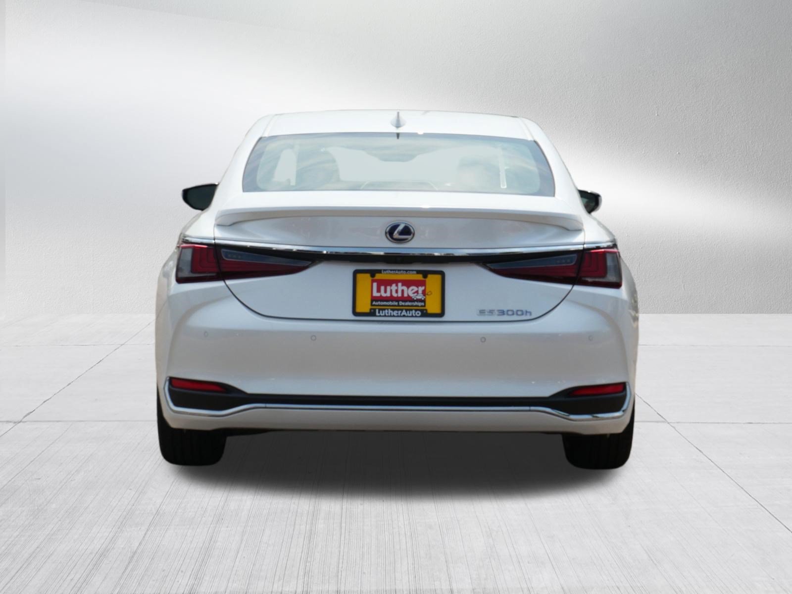 Used 2019 Lexus ES 300h FWD image 6
