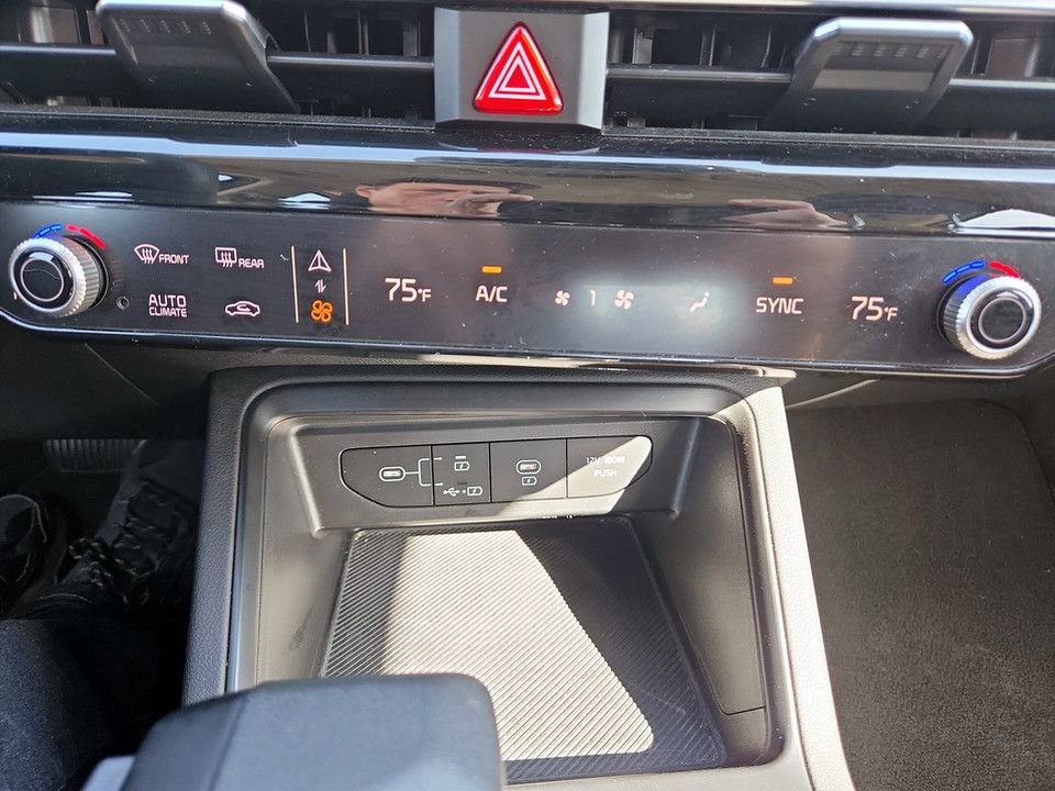 Used 2025 Kia K5 LXS FWD image 25