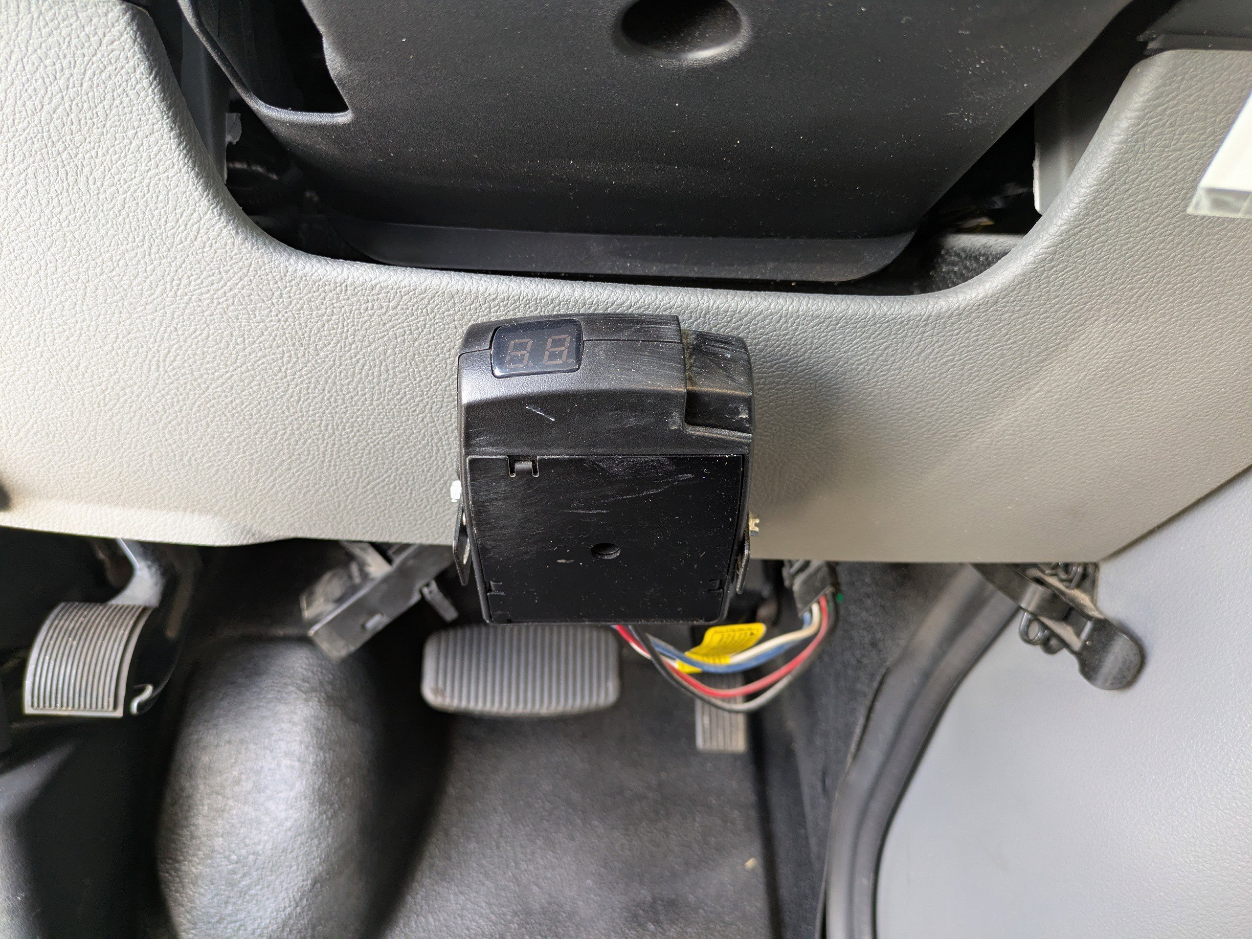 Certified 2023 Ford E-450 and Econoline 450 Super Duty w/ Power Windows & Locks Group RWD image 21