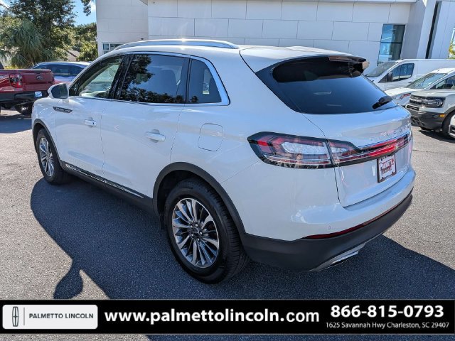 Certified 2022 Lincoln Nautilus FWD w/ Premium Package image 6